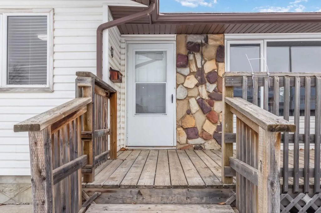 13 Mcleod Street , Fort McMurray