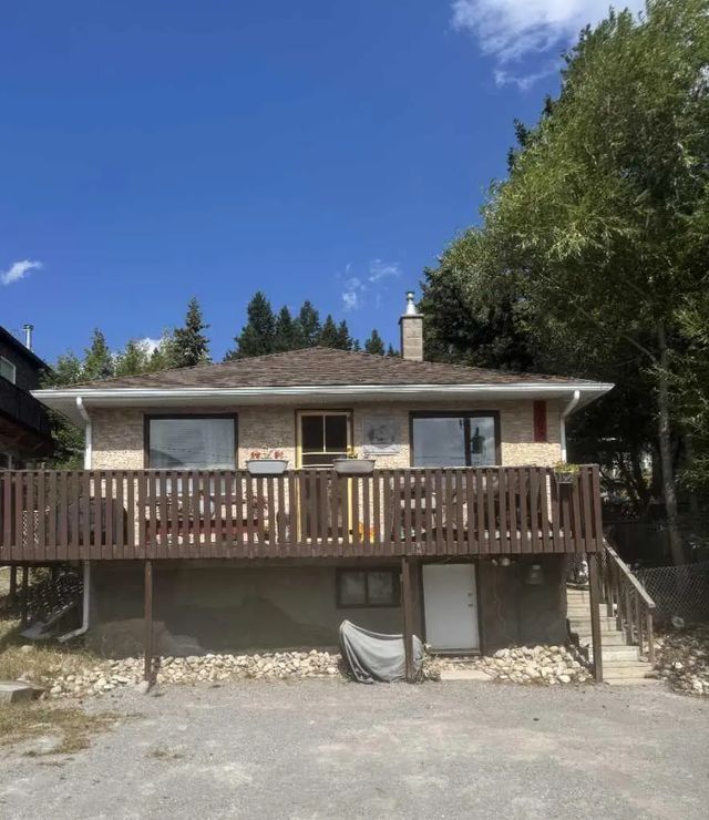 6505 22 Avenue , Coleman
