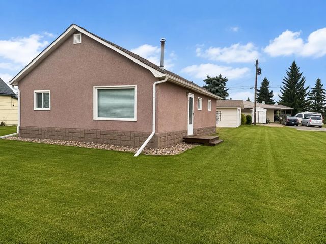 5007 51 Street , Hardisty