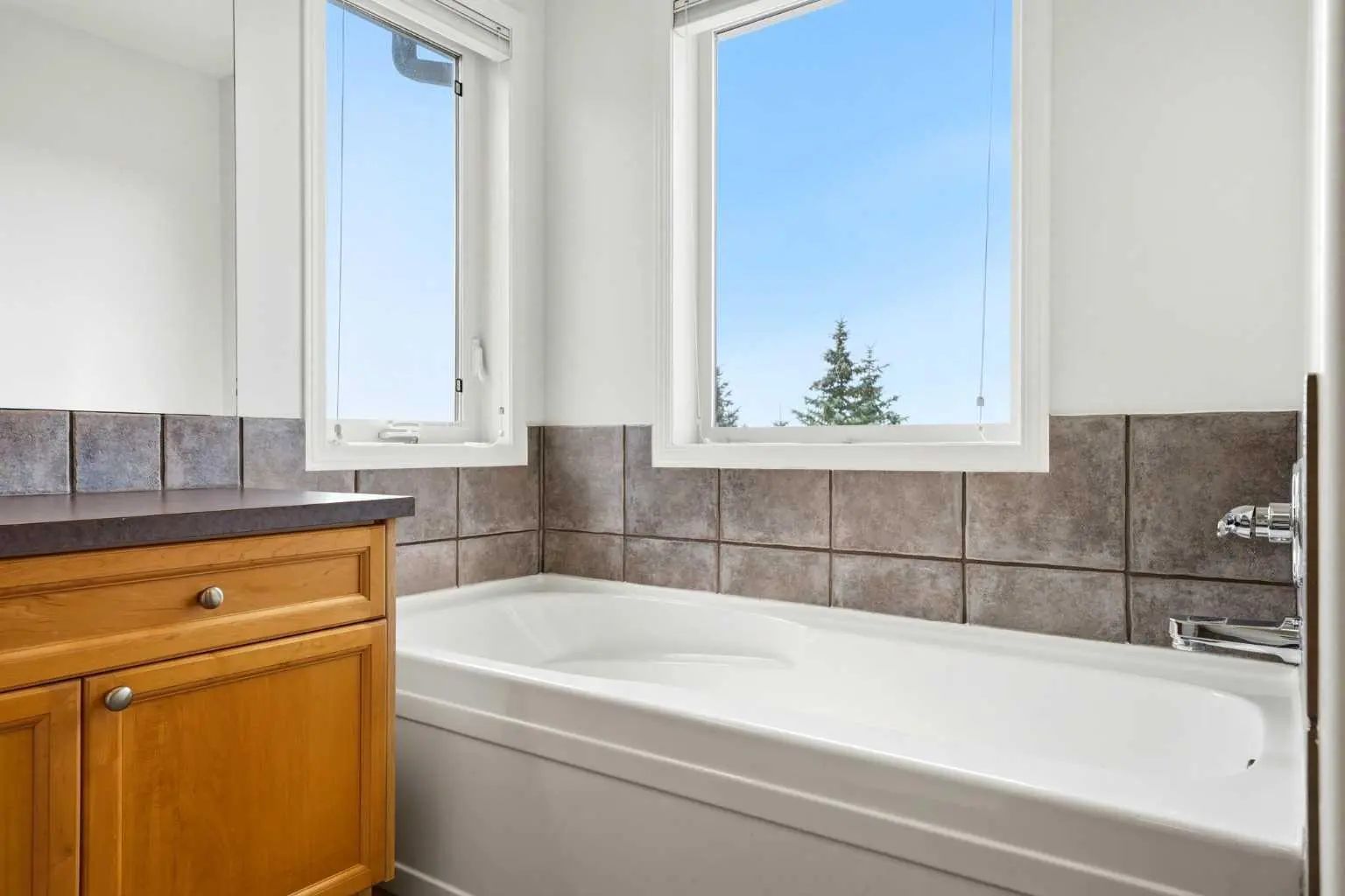 235 Arbour Stone Place Northwest, Calgary – Residential Detached Listing Photo 35