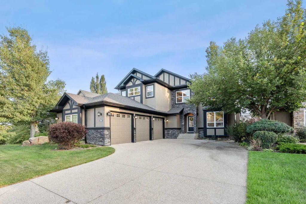 51 Discovery Ridge Mount Sw, Calgary