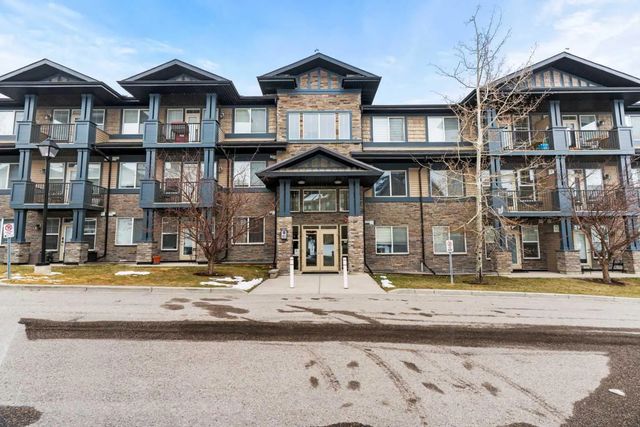 212 10 Panatella Road Nw, Calgary