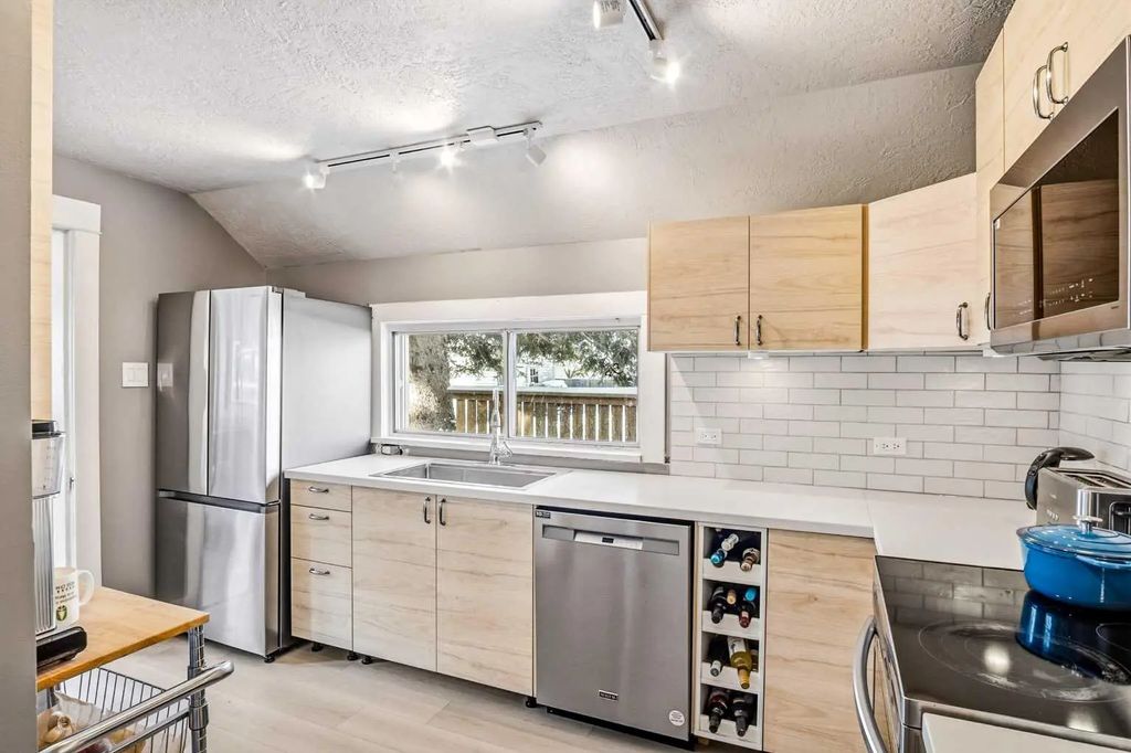 4915 52 Avenue , Eckville