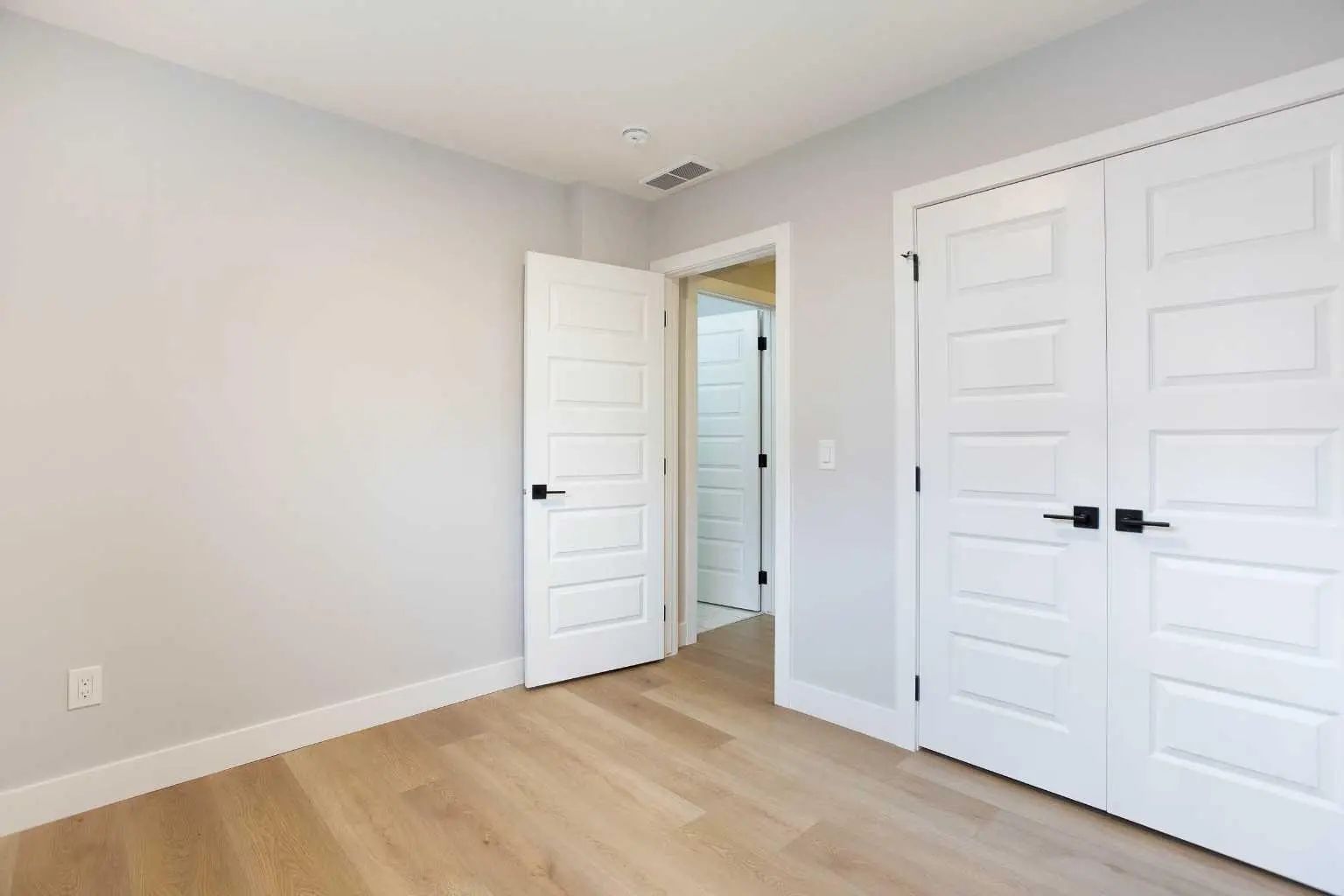 352 Creekrun Crescent Southwest, Airdrie – Residential Semi Detached (Half Duplex) Listing Photo 28