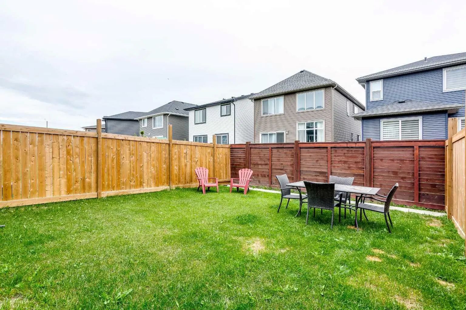 352 Creekrun Crescent Southwest, Airdrie – Residential Semi Detached (Half Duplex) Listing Photo 33