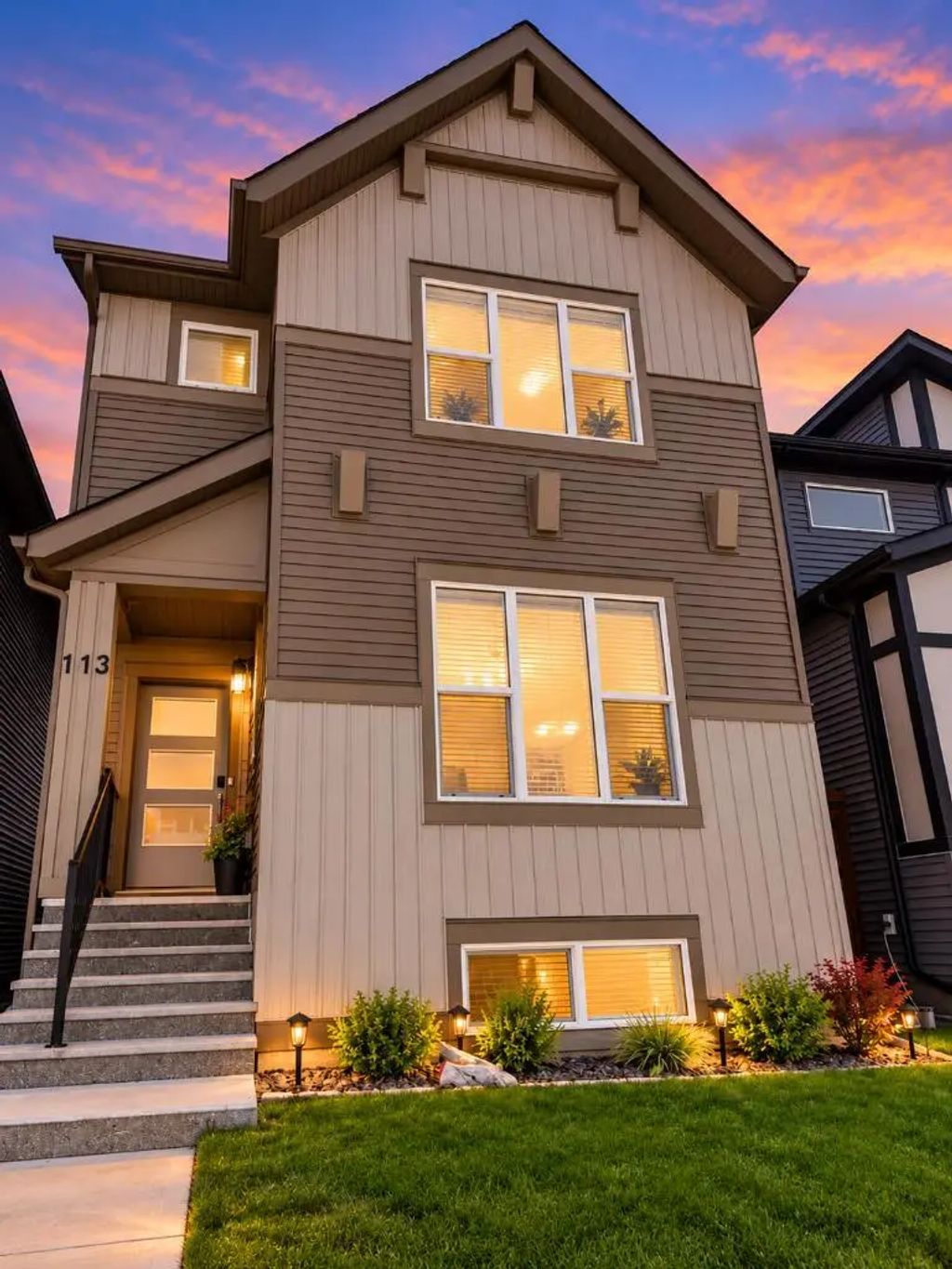 113 Corner Glen Way Ne, Calgary