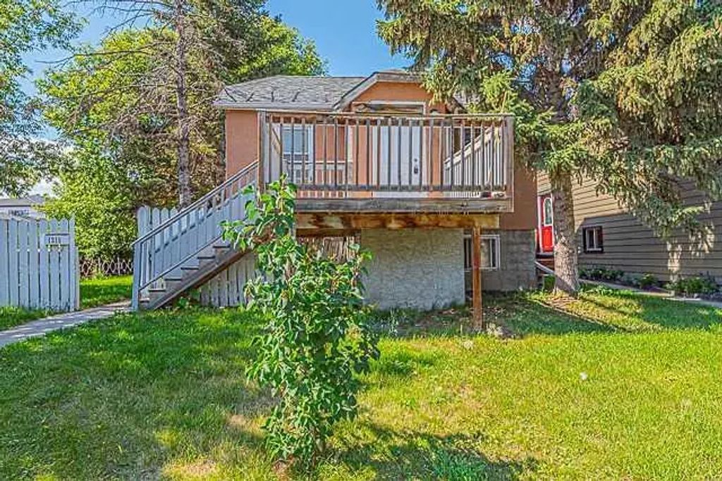 1315 35 Street Se, Calgary