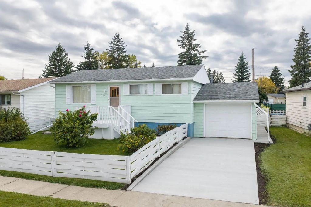 5536 Wagoner Crescent , Whitecourt