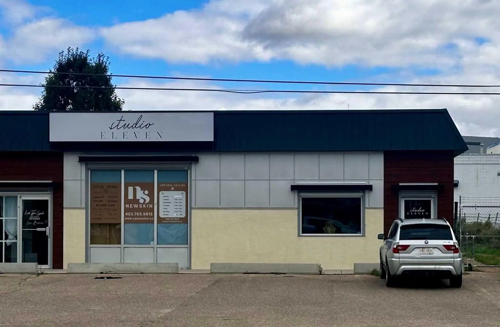 5233 54 Avenue , Red Deer
