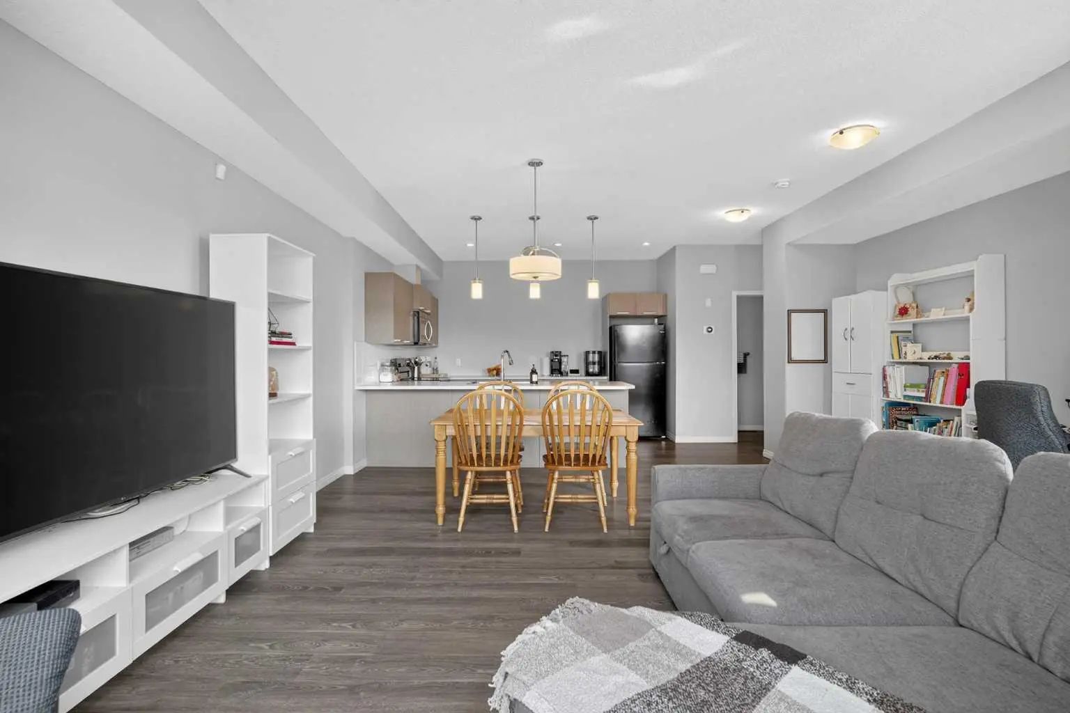 52 Saddlestone Drive Northeast, Calgary – Residential Row/Townhouse Listing Photo 5