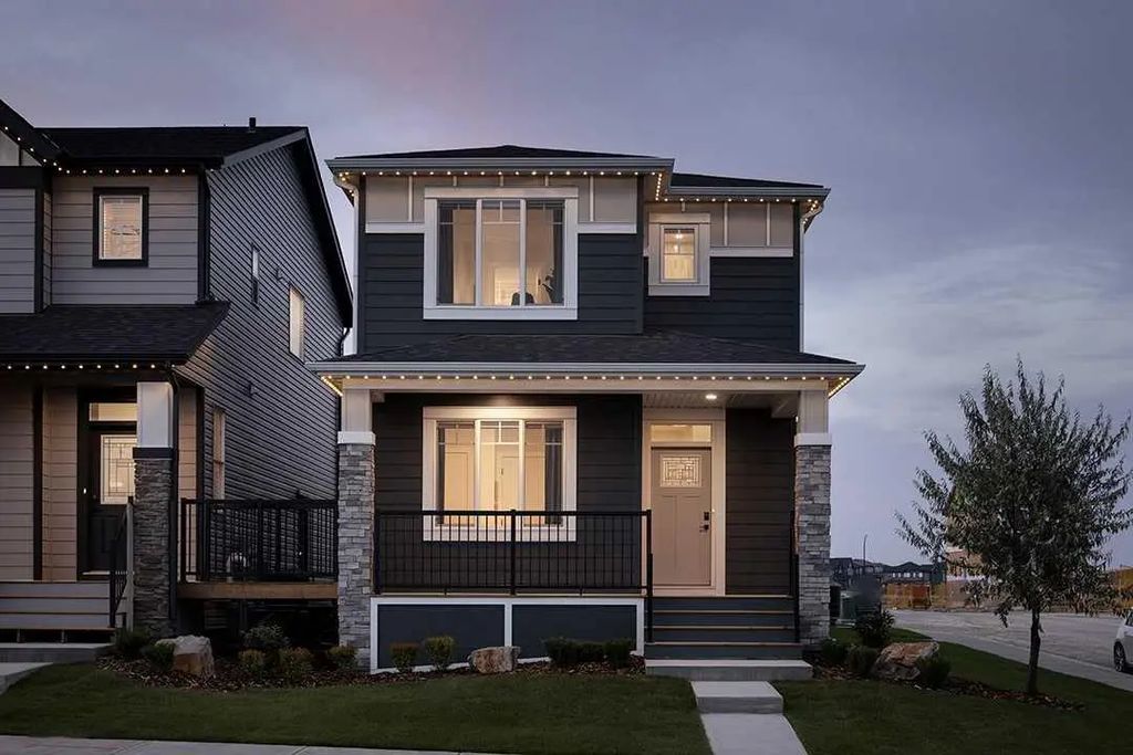 477 Rosemary Gardens Se, Calgary