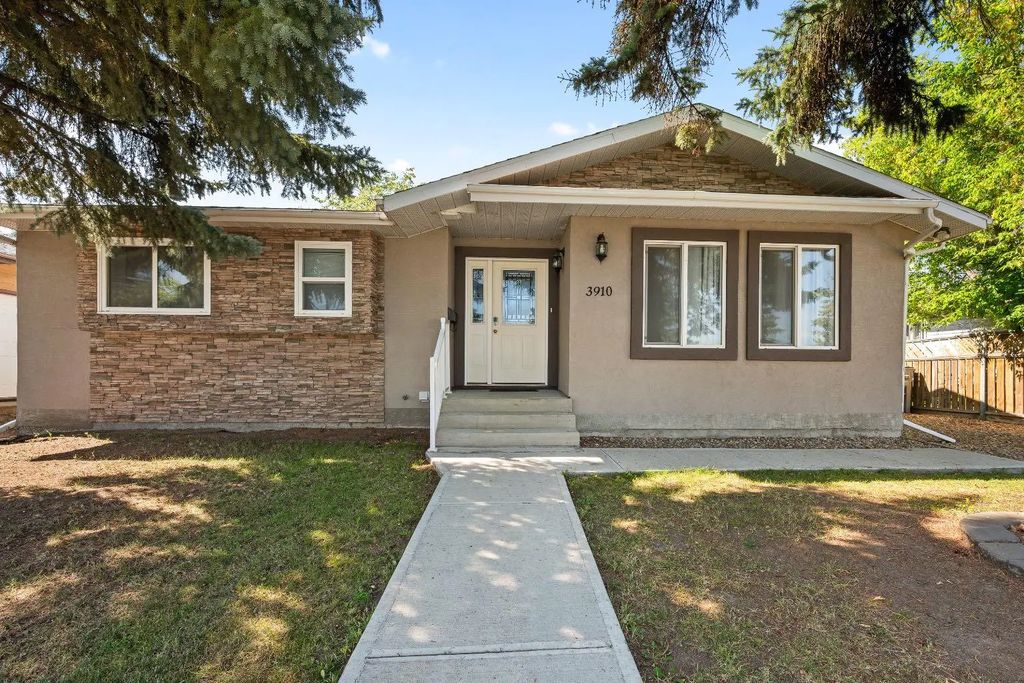 3910 57 Avenue , Lloydminster