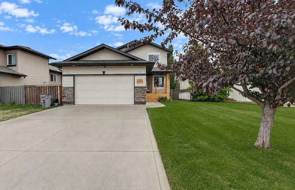 8586 69 Avenue , Grande Prairie