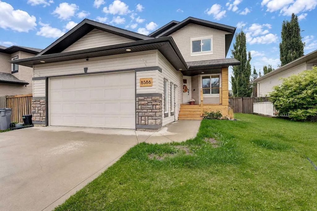 8586 69 Avenue , Grande Prairie