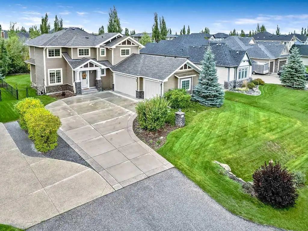 19 Cimarron Estates Manor , Okotoks