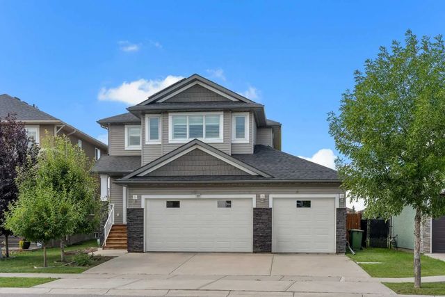 353 Kinniburgh Boulevard , Chestermere