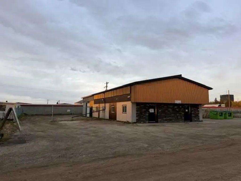 A 10424 96 Avenue , Grande Prairie