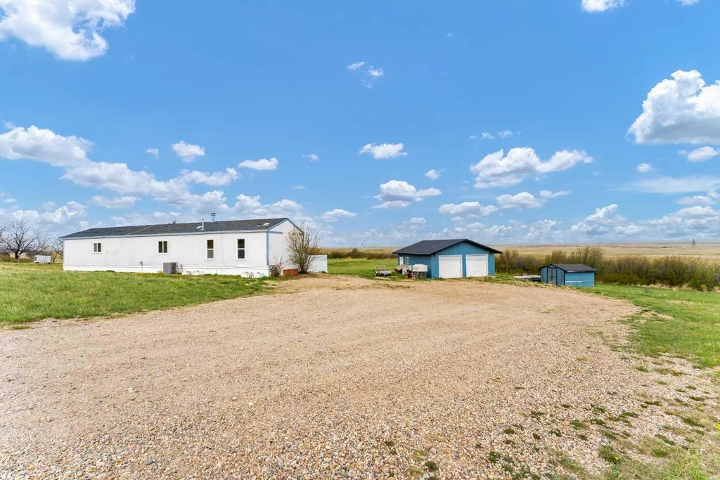 2 12006 Range Road 43  , Rural Cypress County