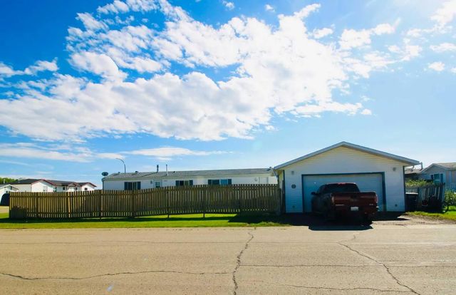 9900 108 Street , High Level