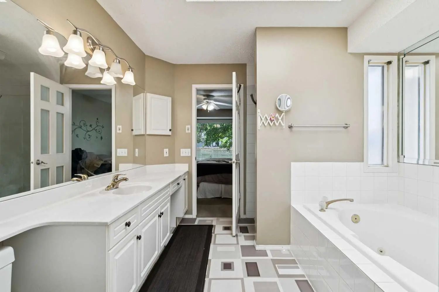 365 Sunmills Drive Southeast, Calgary – Residential Detached Listing Photo 20