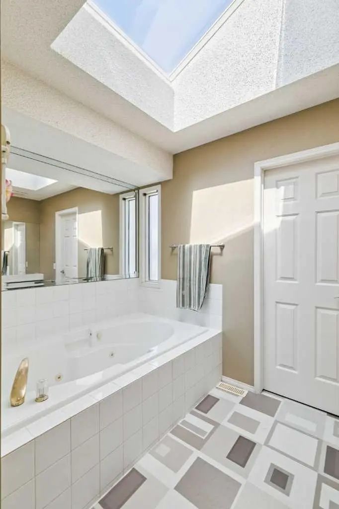 365 Sunmills Drive Southeast, Calgary – Residential Detached Listing Photo 22