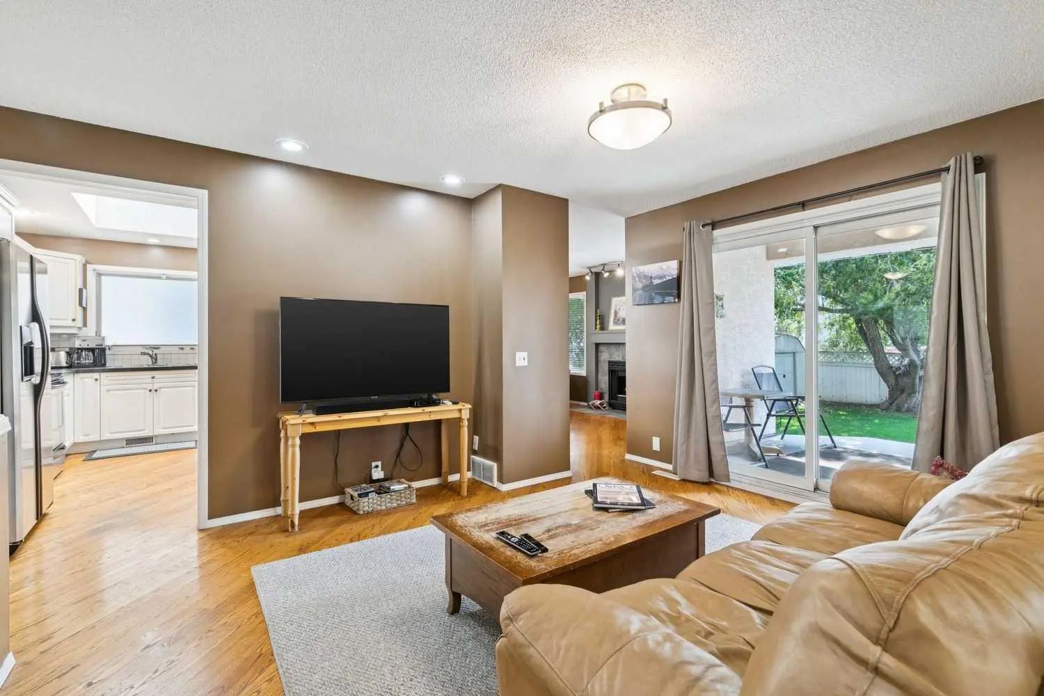 365 Sunmills Drive Southeast, Calgary – Residential Detached Listing Photo 9