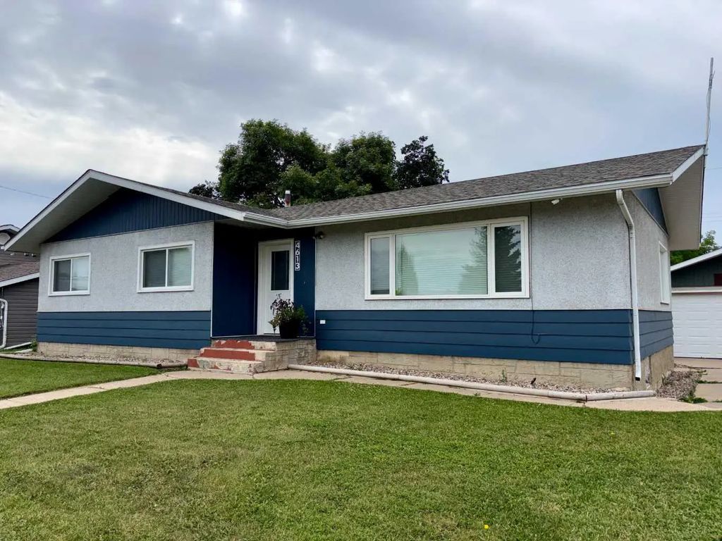4613 55 Avenue , Vermilion
