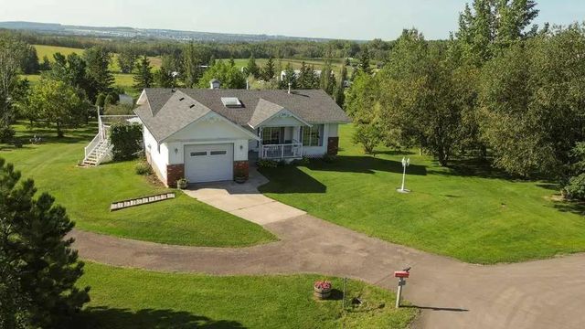 230 1271 Township Road 392  , Rural Red Deer County