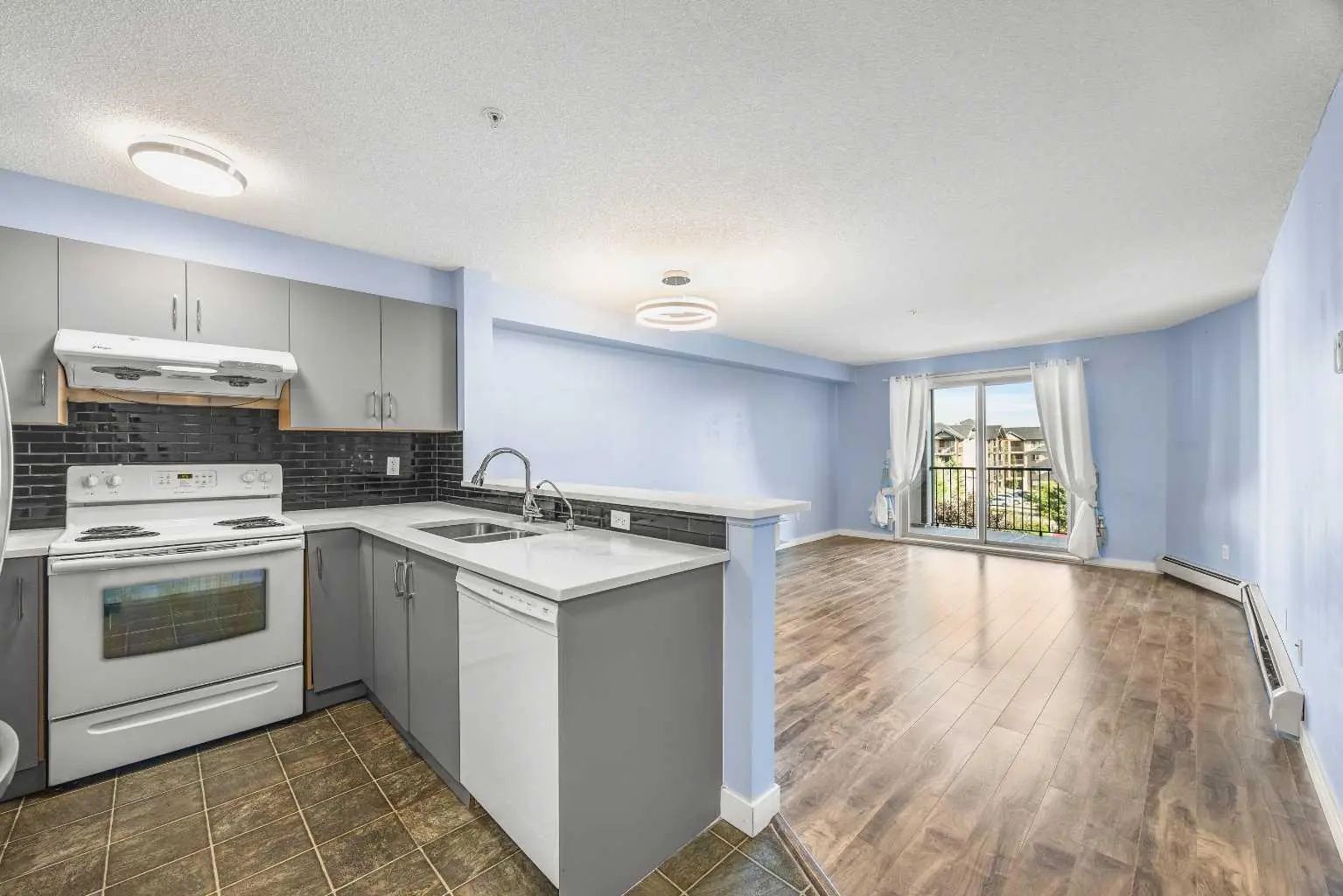 2323 60 Panatella Street Northwest, Calgary – Residential Apartment Listing Photo 2