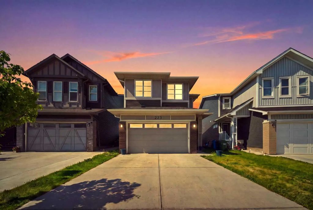 223 Savanna Way Ne, Calgary