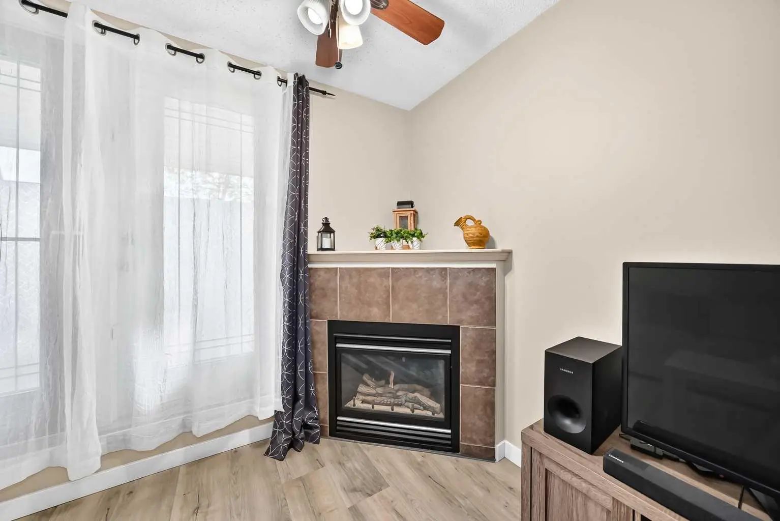 3116 10 Prestwick Bay Se Calgary Alberta T2Z0B3 McKenzie Towne Home For Sale