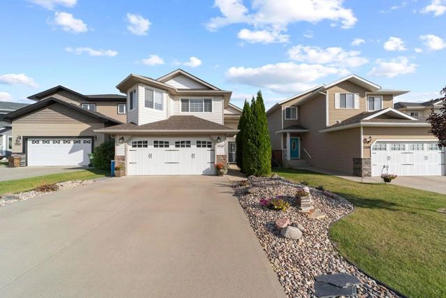7510 40 Avenue , Camrose