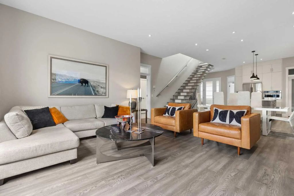 809 20a Avenue Ne, Calgary