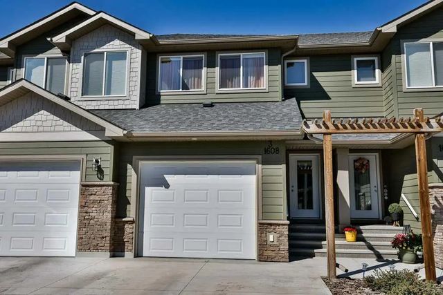 3 1608 Stafford Drive N, Lethbridge