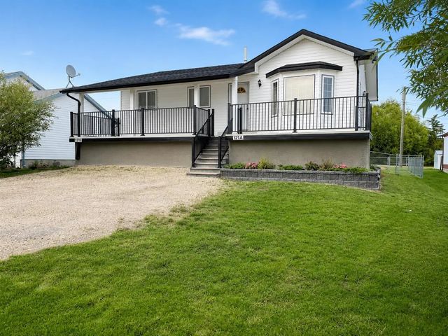 121a & 121b 71322 Range Road 262  , Ridgevalley