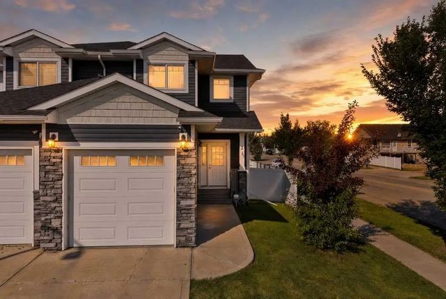 2 Sullivan Close , Red Deer