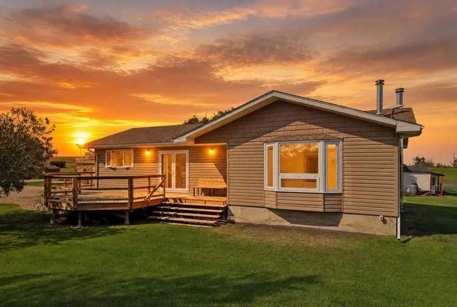 25236 Township Road 374  , Rural Red Deer County