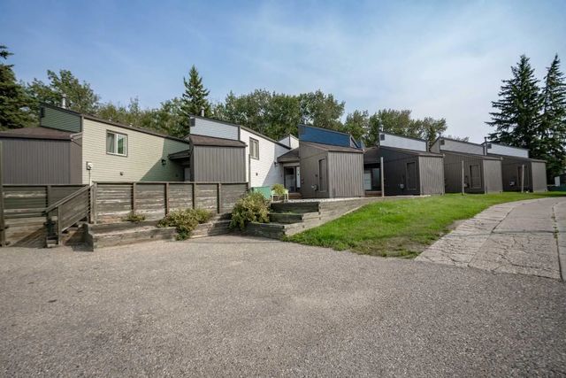 #11 8205 98 St  , Peace River