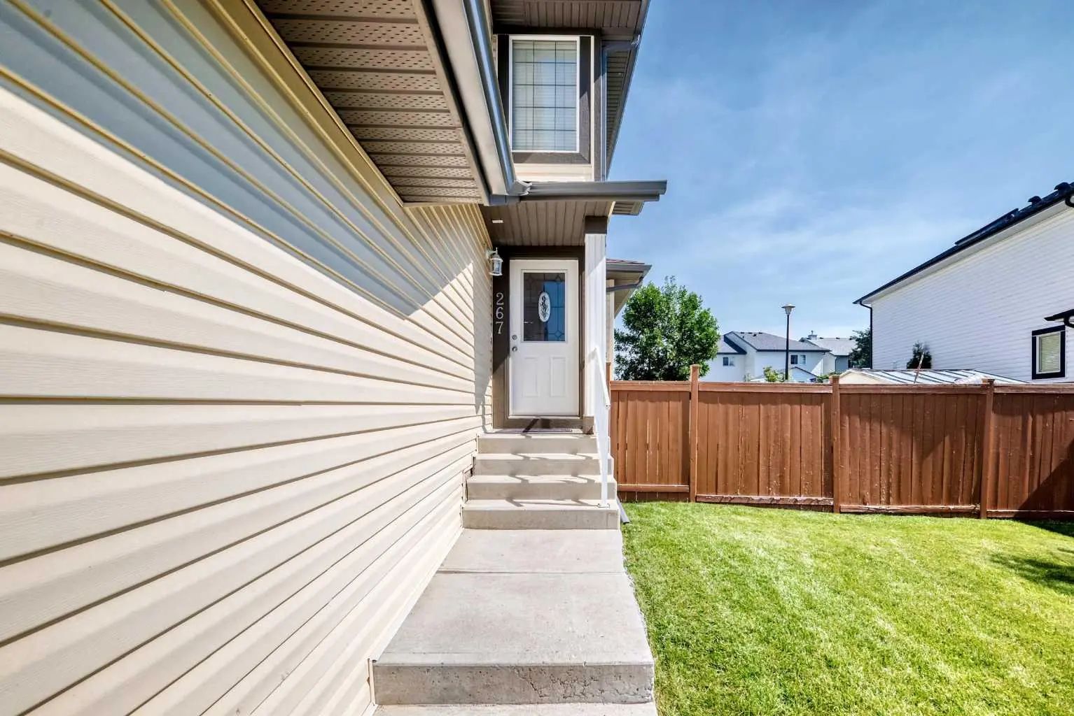 267 Taravista Street Northeast, Calgary – Residential Detached Listing Photo 2
