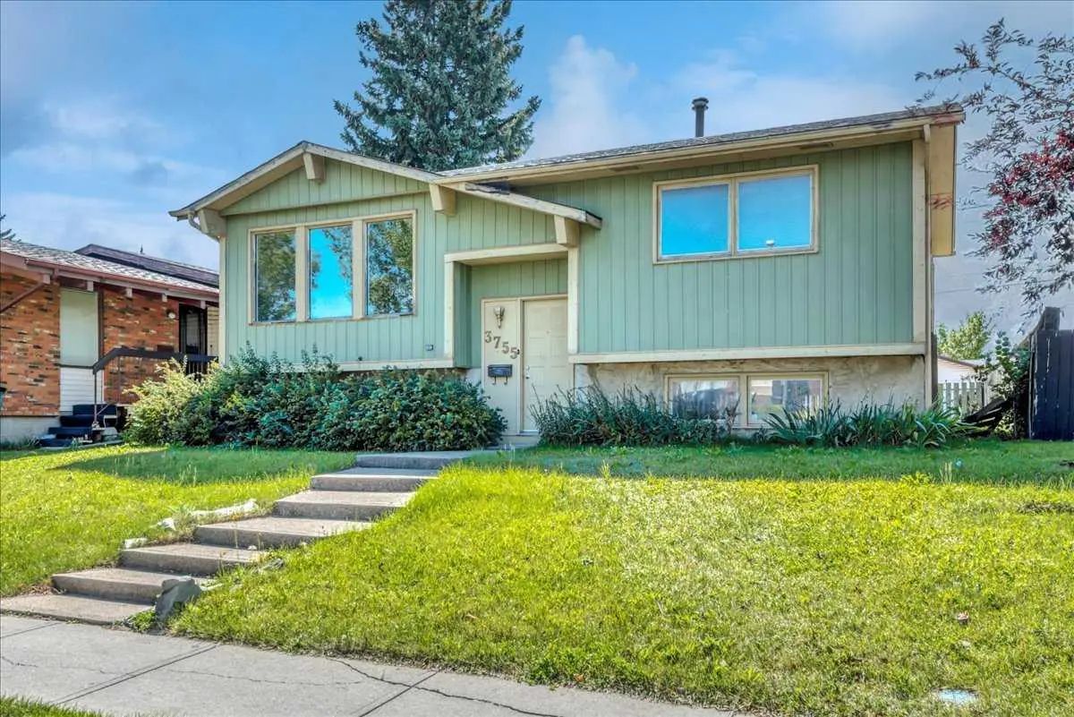Calgary Residential Home for Sale 