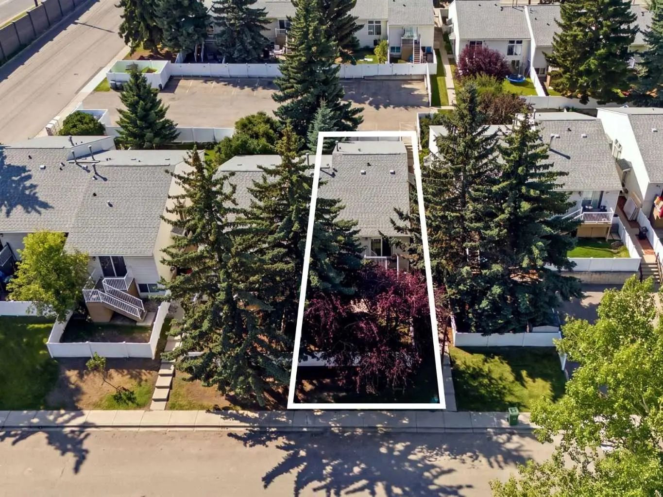 237 Sabrina Way Southwest, Calgary – Residential Row/Townhouse Listing Photo 24