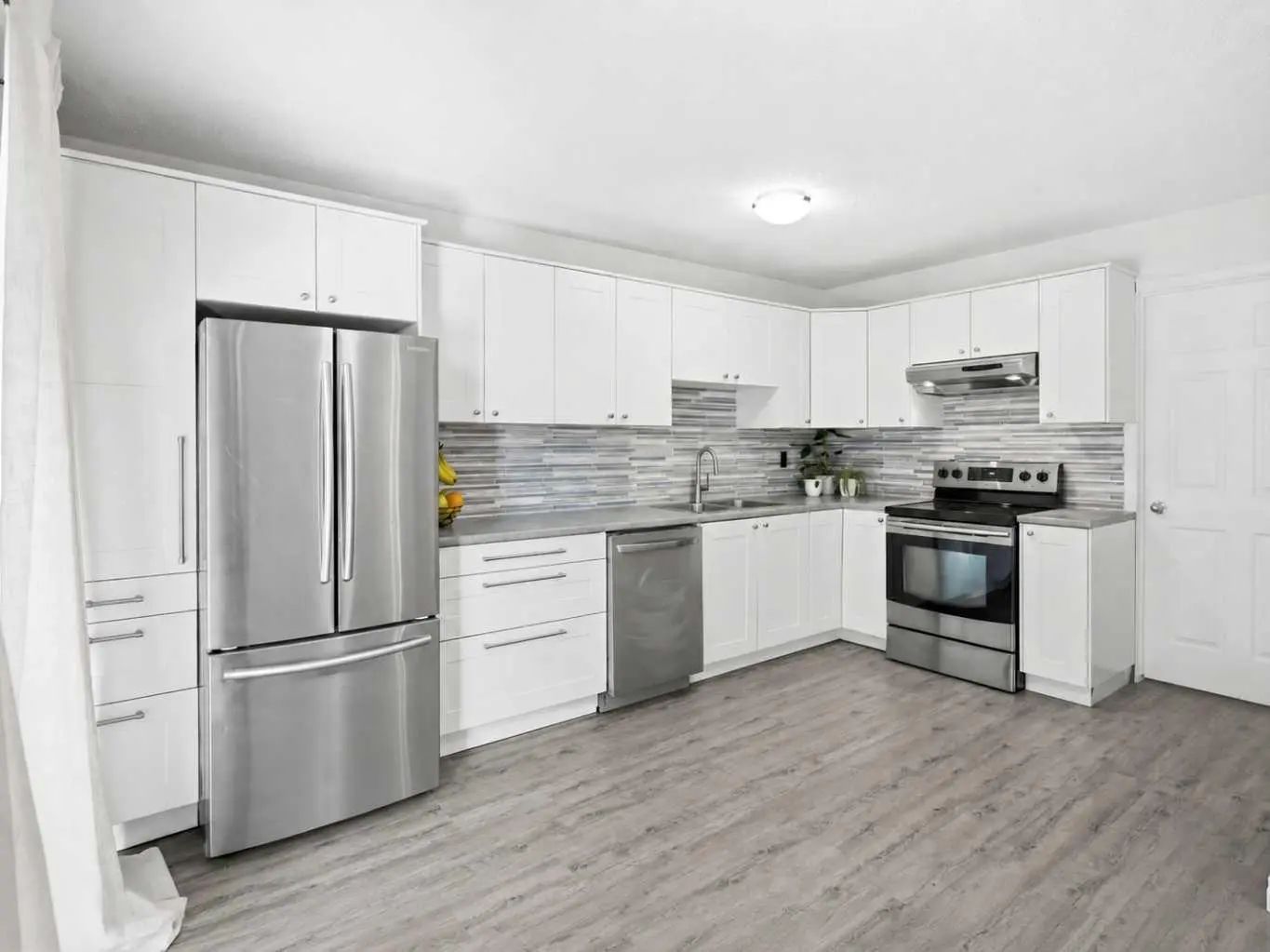 237 Sabrina Way Southwest, Calgary – Residential Row/Townhouse Listing Photo 8