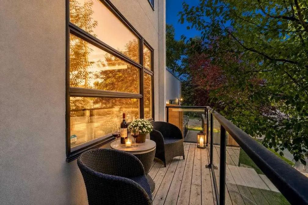 1950 12 Street Northwest, Calgary – Residential Row/Townhouse Listing Photo 3