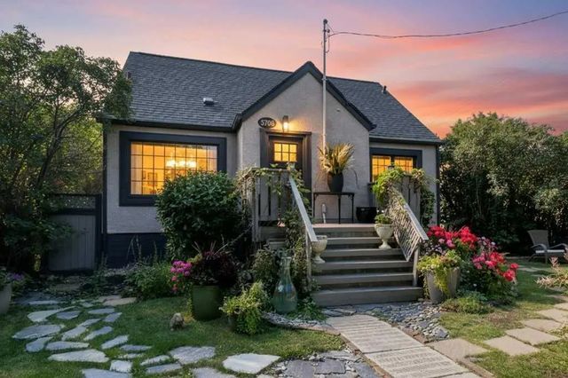 5708 45 Avenue , Red Deer