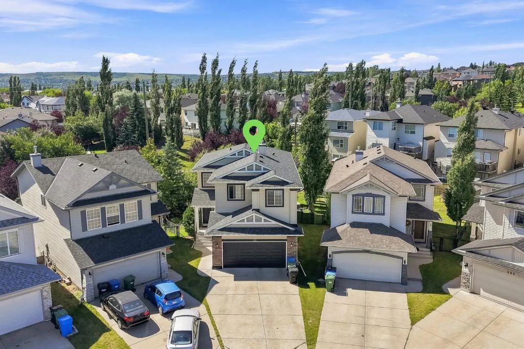 230 Panamount Grove Nw, Calgary