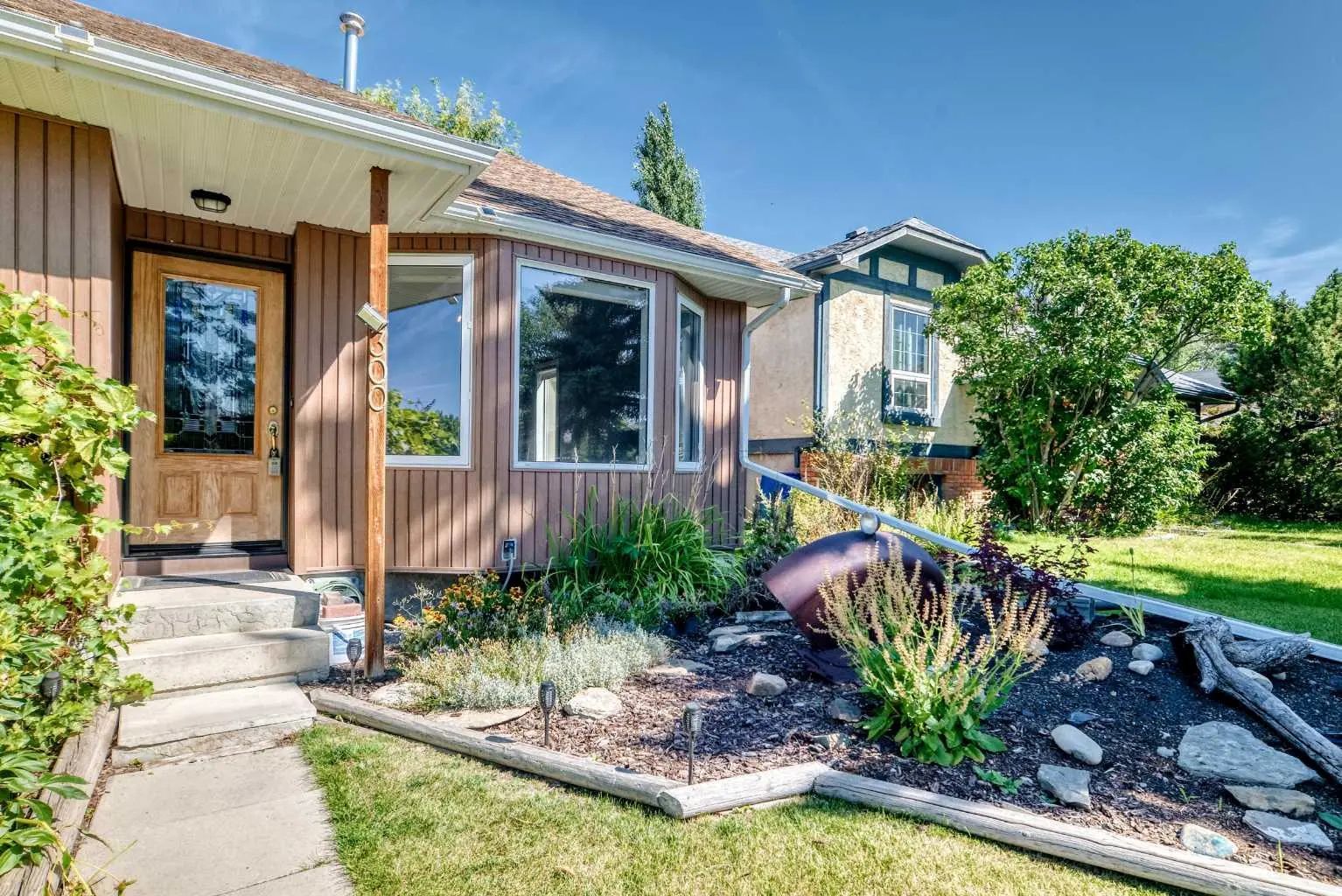 300 Marquis Place Southeast, Airdrie – Residential Detached Listing Photo 2