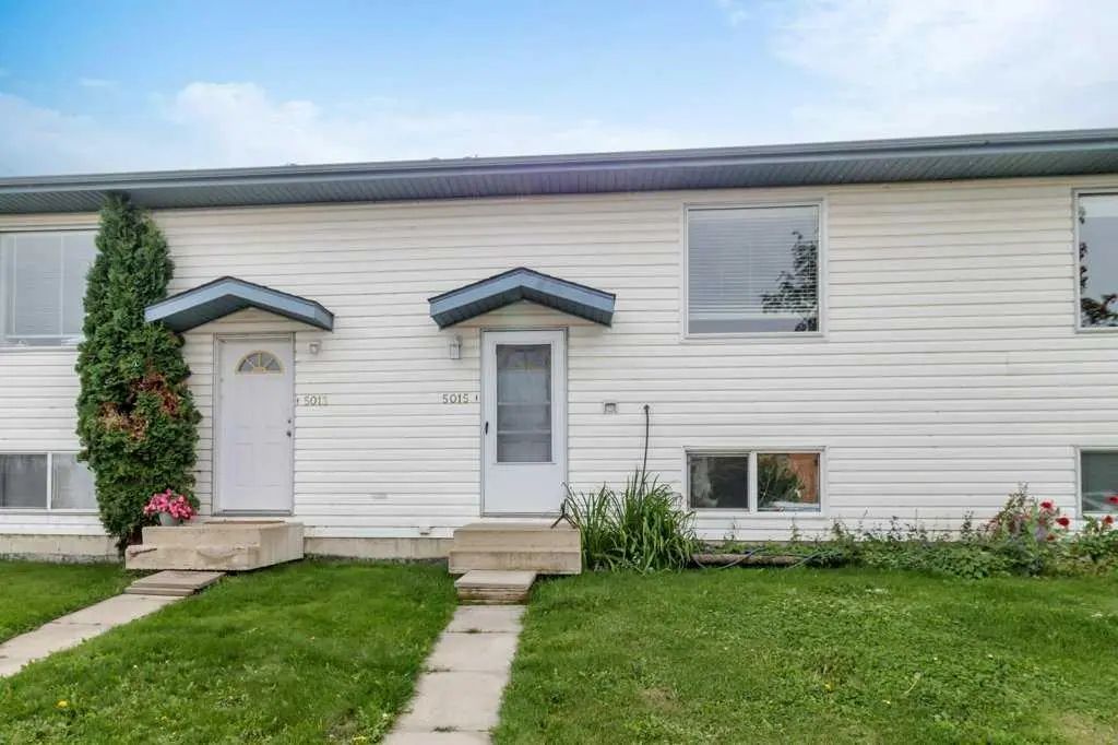5015 48 Avenue , Sylvan Lake