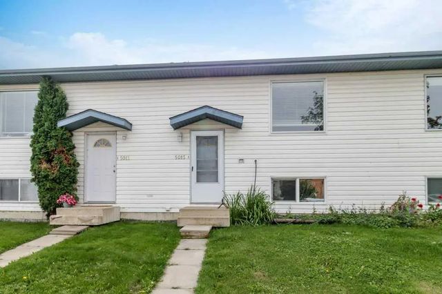 5015 48 Avenue , Sylvan Lake