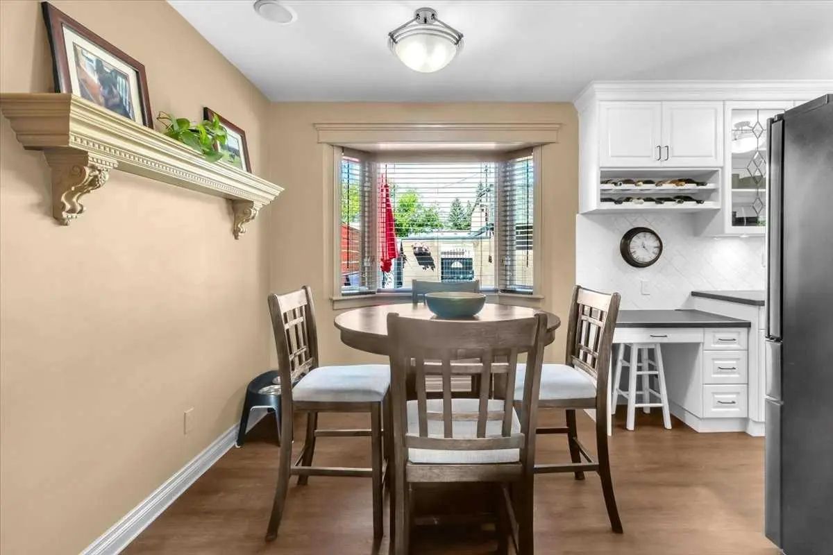 2211 45 Street Southeast, Calgary – Residential Detached Listing Photo 7