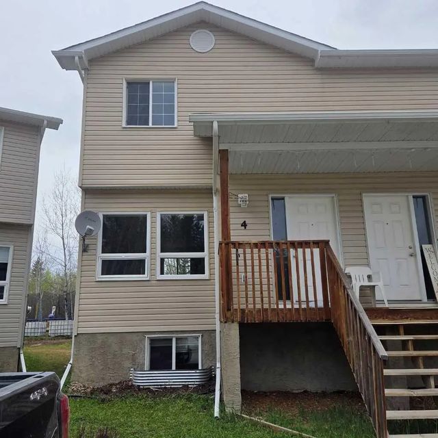 4 624 41 Street  , Edson